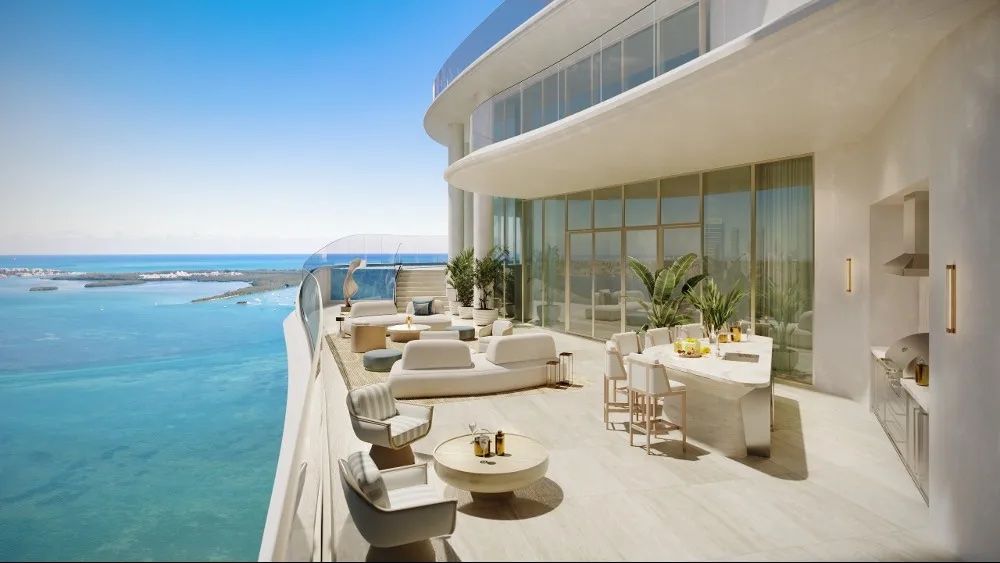 St. Regis Residences Miami, penthouse pool terrace